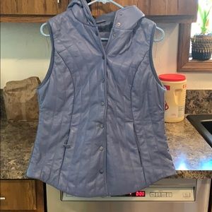Woman’s leather vest new never worn once.